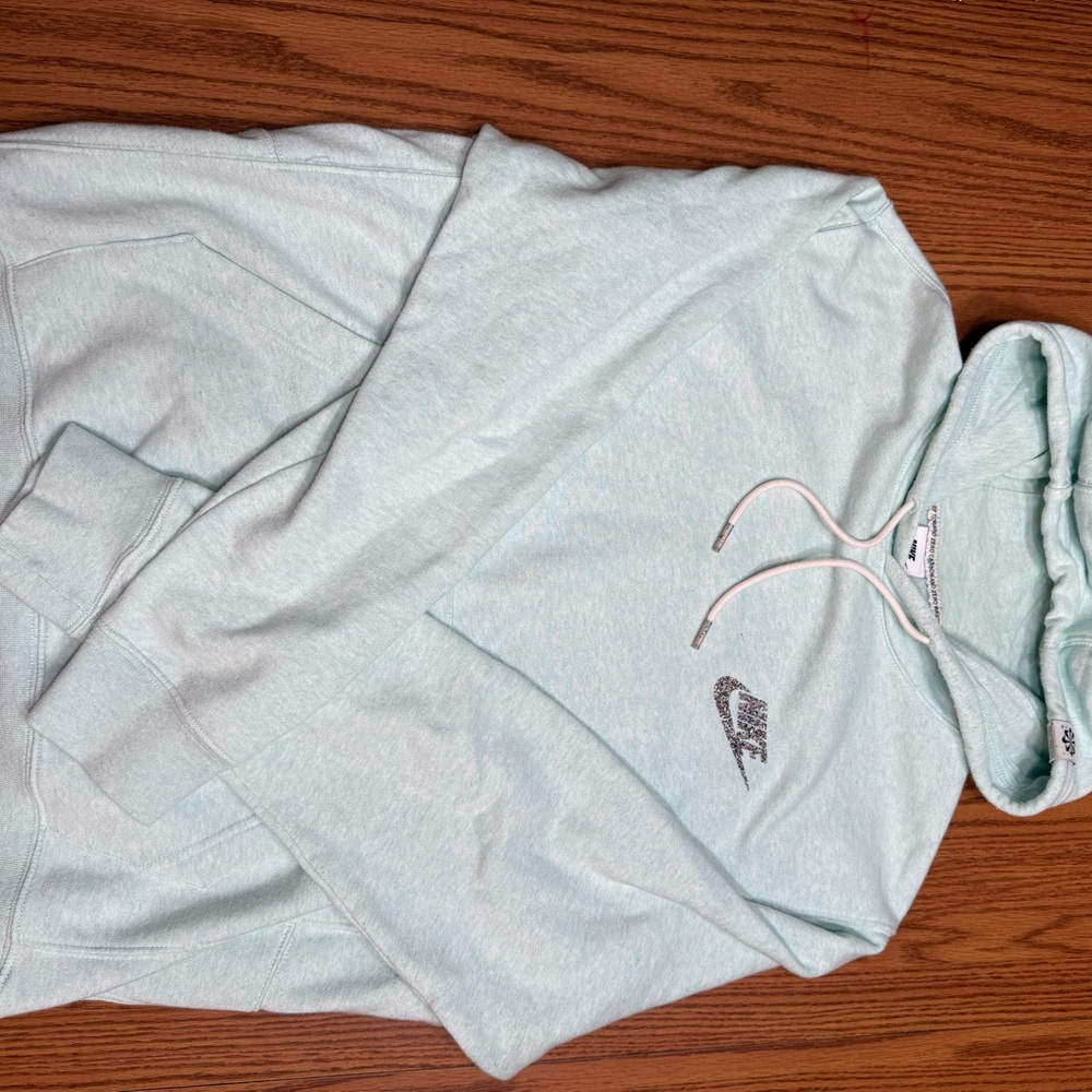 Nike Mint Green Sweatshirt
